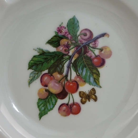 (3) 1950's Western Germany Porcelain Ashtrays - Picture 5 of 15